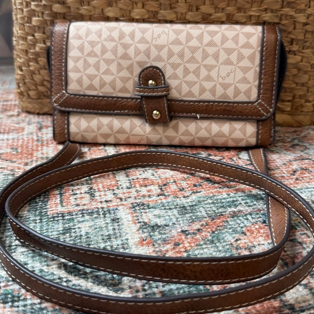 BOC Born Concept Deluxe Multi-Compartment Vegan Leather Crossbody Wallet Purse